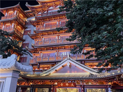深圳水景会所：享受自然美景的绿色庇护所